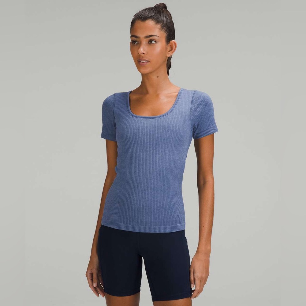 Size 4 Lululemon Ebb to Street Short Sleeve Water Drop Built in Shelf Bra Top